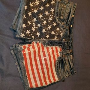 Miss me signature shorts